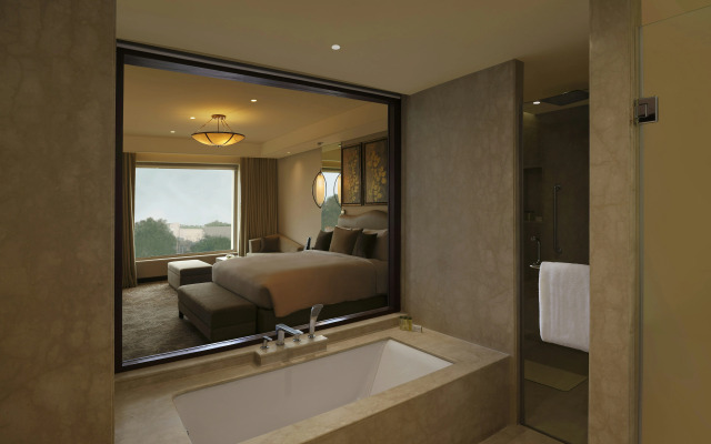 DoubleTree by Hilton Agra