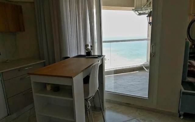 8 Hotel Apartment Short Time TLV BAT YAM