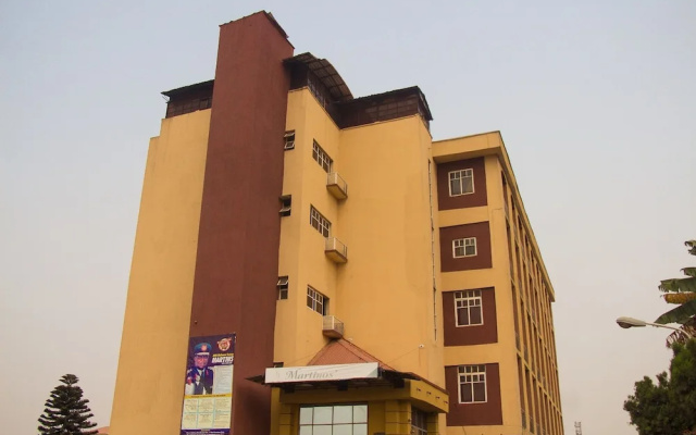 Martinos Hotel