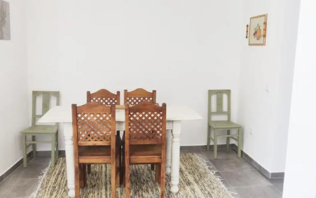 Pinheiro de Monsaraz-Casas da Colmeia T2