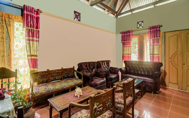 OYO Homes 91118 Homesstay Desa Wisata Budo Near Desa Wisata Budo