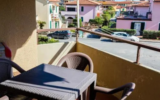 Holiday House