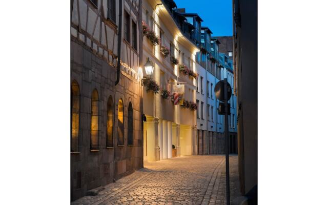 Hotel Agneshof Nürnberg вид на фасад