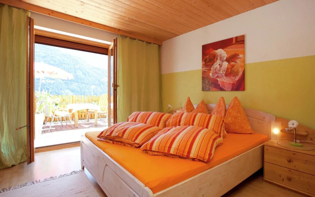 Sunlit Apartment near Ski Area in Wenns