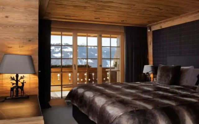 Spacious Chalet With Private Pool