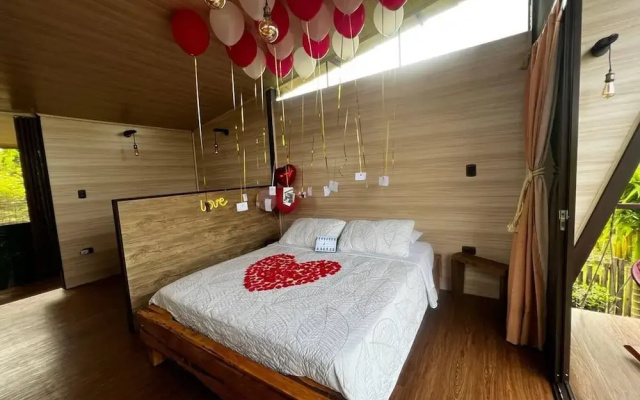 Luxury Glamping in Ruztico