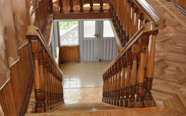 Отель Guest House Kharabadze Family вид на фасад