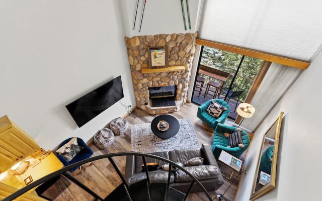 Summit House East #313