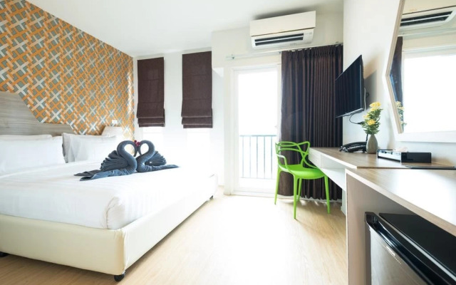 P Plus Hotel