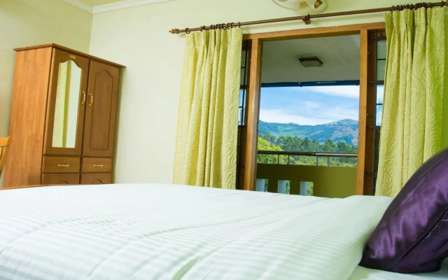 Munnar Crown Hotel