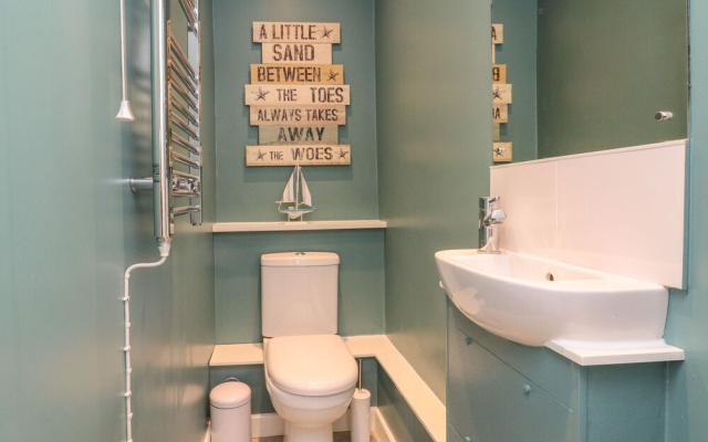 Honeysuckle Cottage