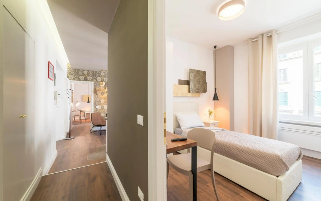 Guest Roma House