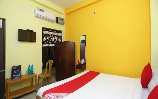 Hotel Blue Moon By OYO Rooms