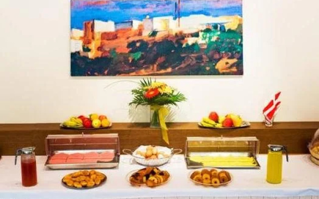 Dioni Hotel