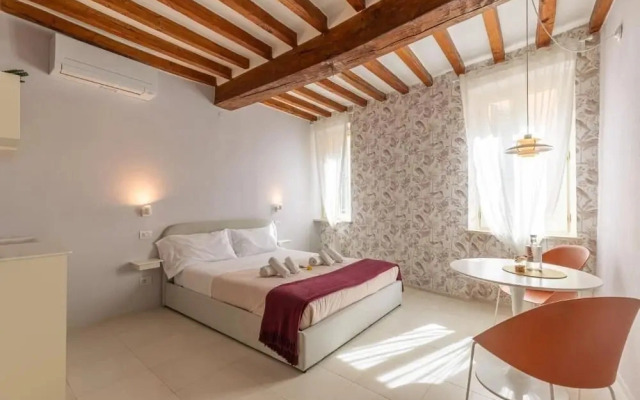 Glam Parma