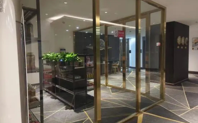 Taian Hotel