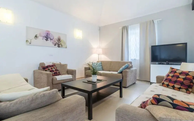 Villa Martha Comfortable Holiday Residence