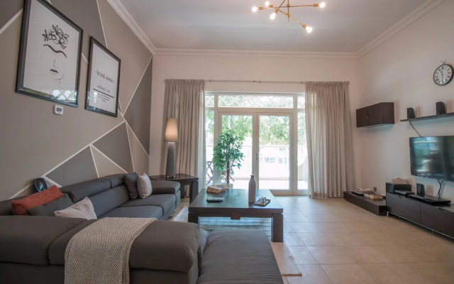 Al Dabas by One Perfect Stay