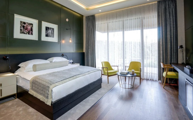 7 Rooms - Adults Only