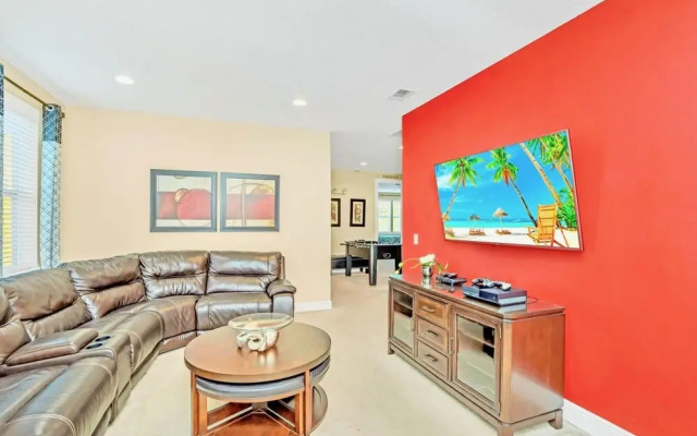 10br Luxury Mansion w Private Pool Netflix