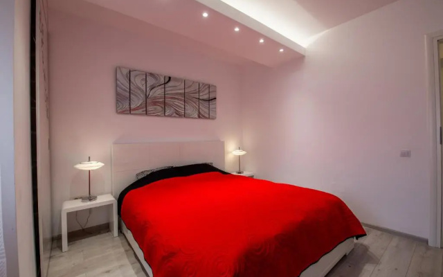 3 Room Luxury Residence Militari M2+3