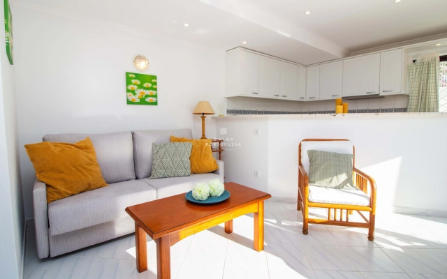 Downtown Apartment - By D`alma Portu