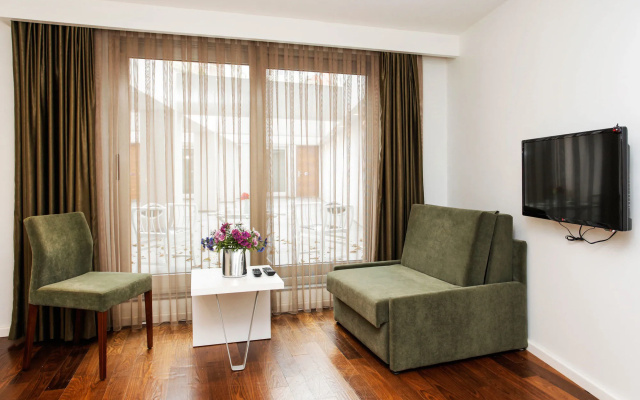 Nish Istanbul Suites & Hotel
