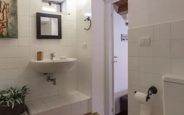 Salomone Apartment 15 With Terrace by Wonderful Italy