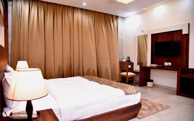 Hotel Arsh Palace