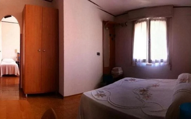 Hotel Lariana BB