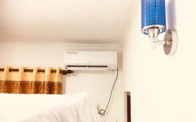 toropi homestay