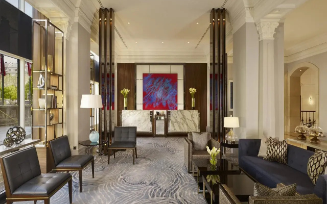 Отель Al Habtoor Palace Budapest