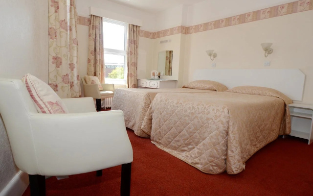 Whitehall Hotel