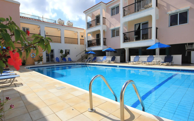 Sea CleoNapa Hotel and Annex