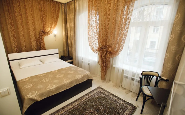 Knyagini Uhtomskoj Hotel
