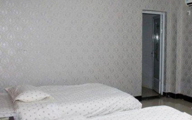 Jiujiang Huangguan Holiday Inn