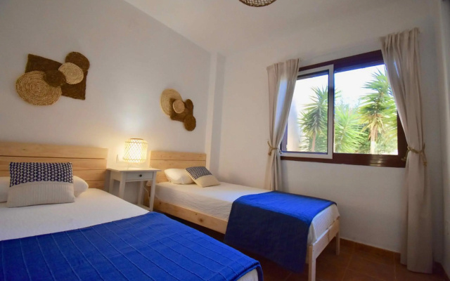Bahía Marinas - Tu casa con Jardín Privado!