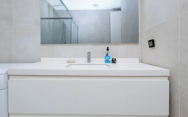 Lux Residence 2 Rooms 1 Saloon