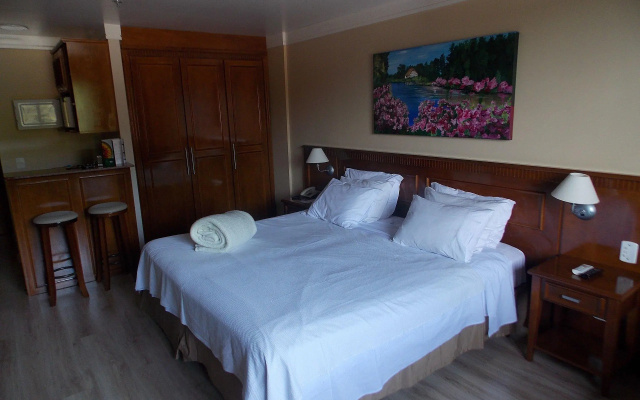 Apart-hotel em Gramado, padrão 4 estrelas, no centro