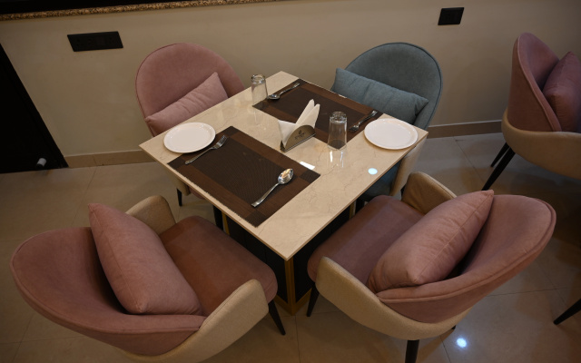 Hotel Shyam Paradise