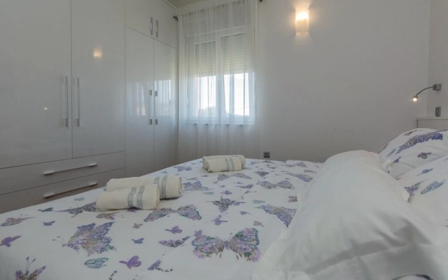 Stunning Apartment in Vir With 2 Bedrooms and Wifi