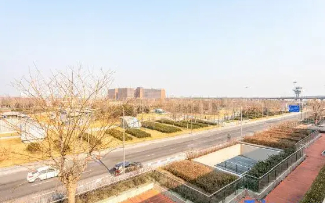 Little Bird Light Stay (Beijing Daxing International Airport Branch)