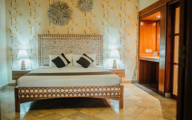 Курортный отель New Sunari Lovina Beach Resort