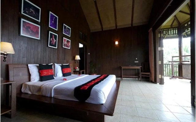 Black Sand Dive Retreat