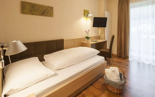 Hilburger Hotel