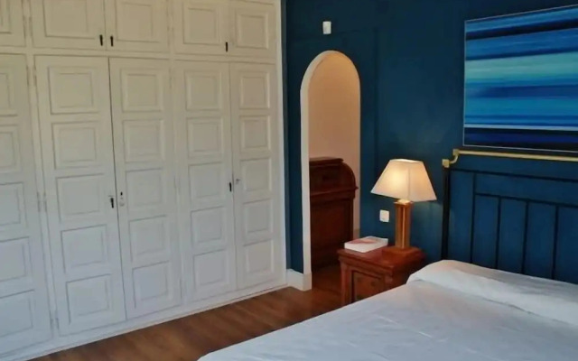 Casa Torresimona Adoración