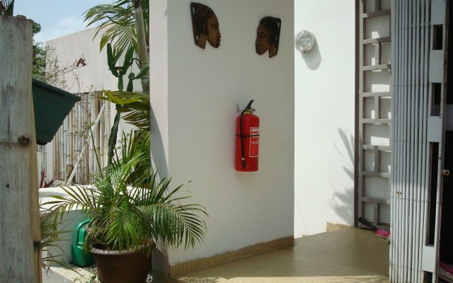 Villa Mango in Abidjan, Cote d'Ivoire from 141$, photos, reviews - zenhotels.com hotel front