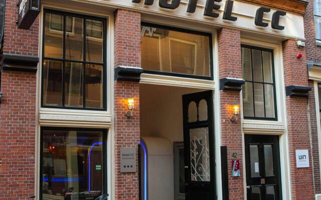 Cc Hotel Амстердам вид на фасад
