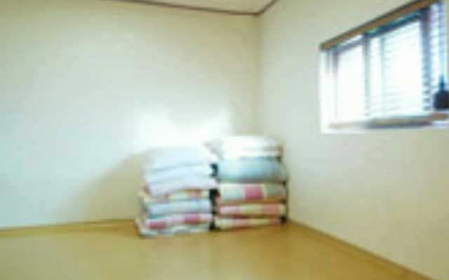 Emotion Guesthouse