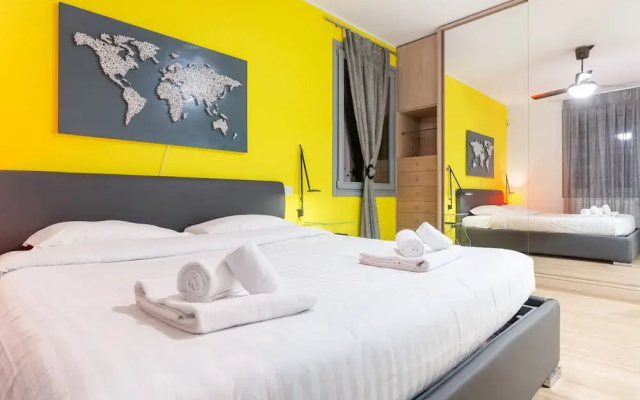 Colorful Boccaccio Apartment